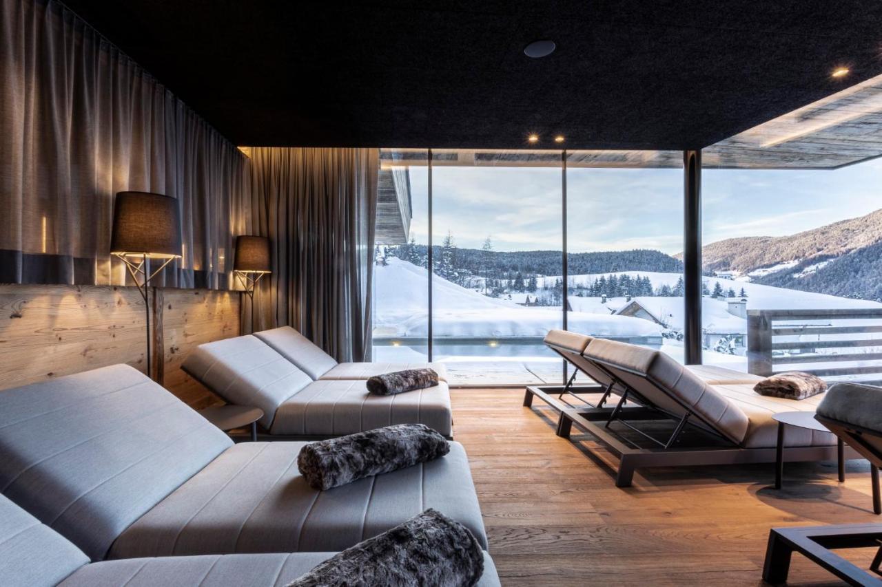 Niblea Dolomites 4*