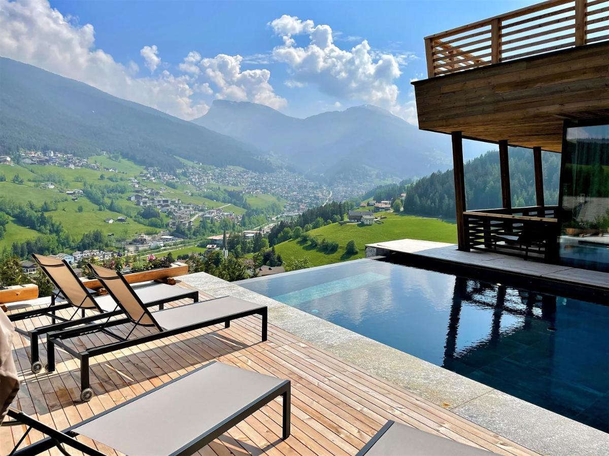 Hotel Niblea 4*